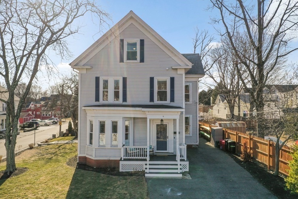 2 Johnson St unit 2, Woburn, MA 01801 - photo 1