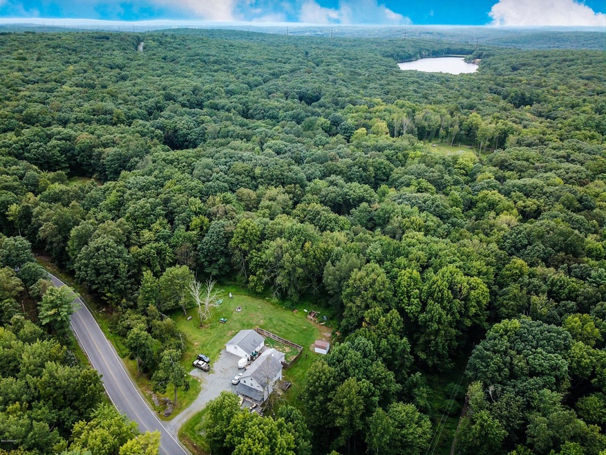 517 Bone Ridge Rd, Hawley, PA 18428 - photo 1