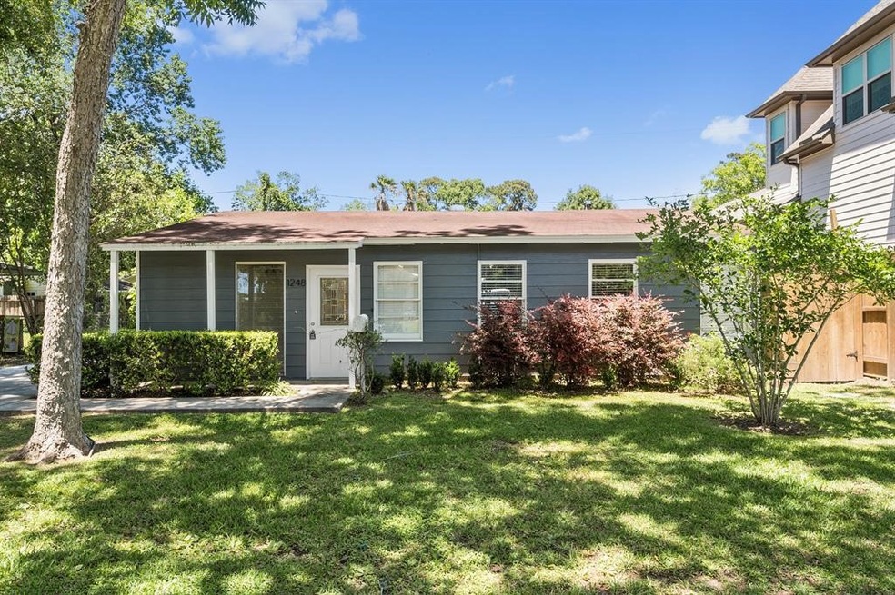 1248 Chamboard Ln, Houston, TX 77018 - photo 1