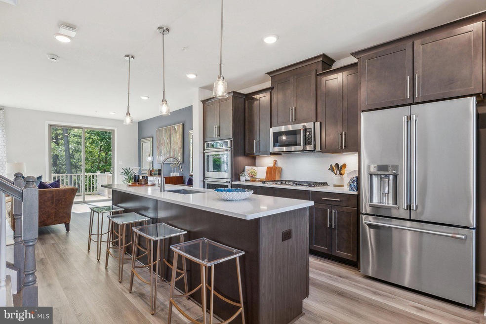 7018 Gladebrook Rd, Brandywine, MD 20613 - photo 1