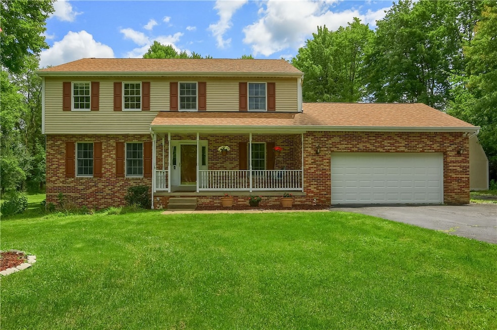 Welcome home to 102 Timberview Trail!