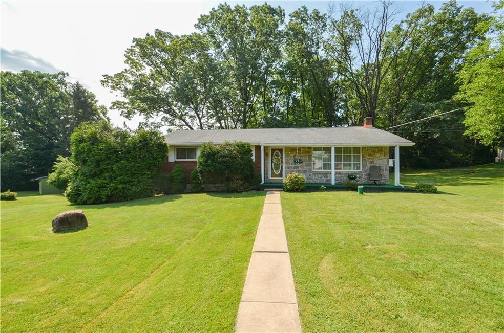 780 Fetters Ln, Allentown, PA 18106 - photo 1