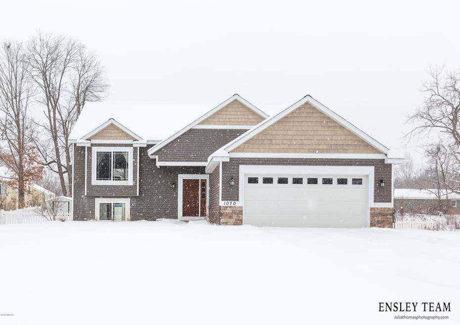 Serenity Ridge Drive Wayland-3