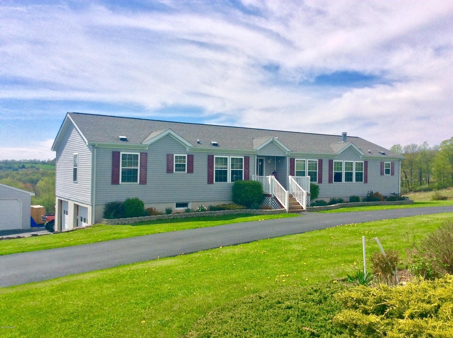 53 Riley Rose Ln, Honesdale, PA 18431 - photo 1