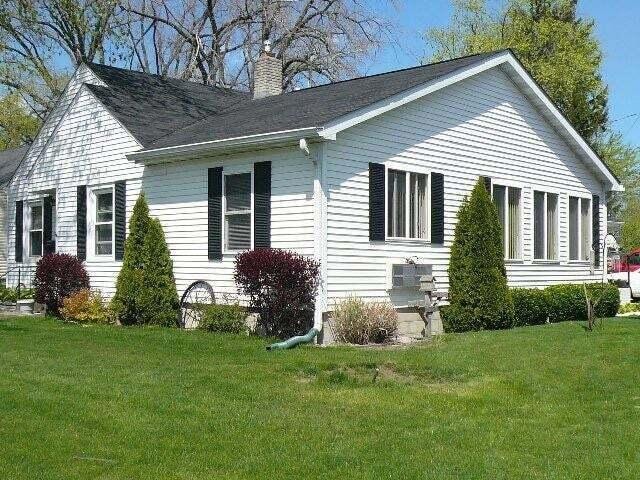 2 W Old Ridge Rd, Hobart, IN 46342 - photo 1