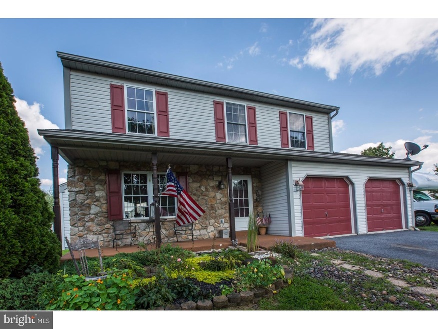 4340 Prestwick Dr, Reading, PA 19606 - photo 1