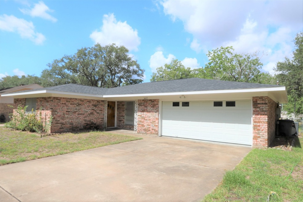 3412 Briar Ln, Bay City, TX 77414 - photo 1