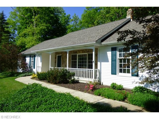 Another view of the front of this great home with 