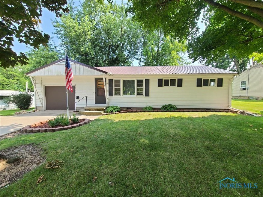 404 E Jackson St, West Unity, OH 43570 - photo 1