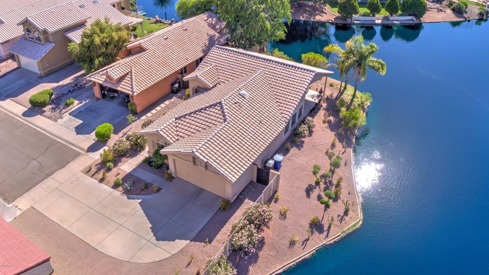 1748 E Boston Cir-52