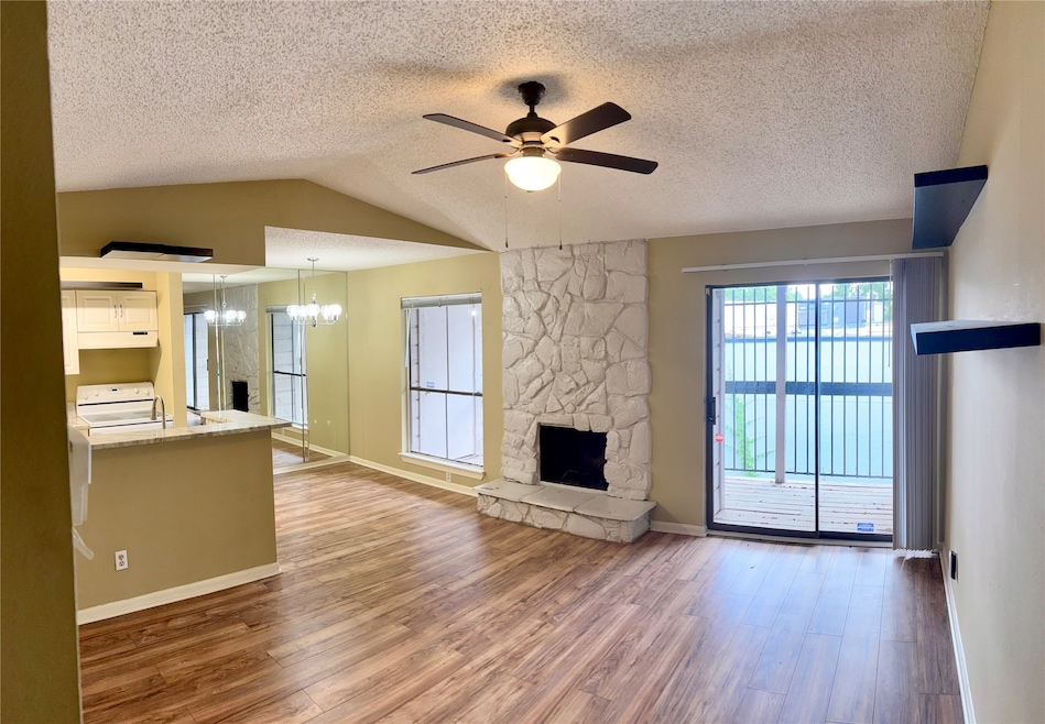 Large open Living/Dining Room space