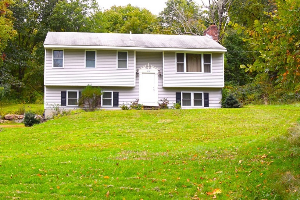 328 W Sutton Rd, Sutton, MA 01590 - photo 1