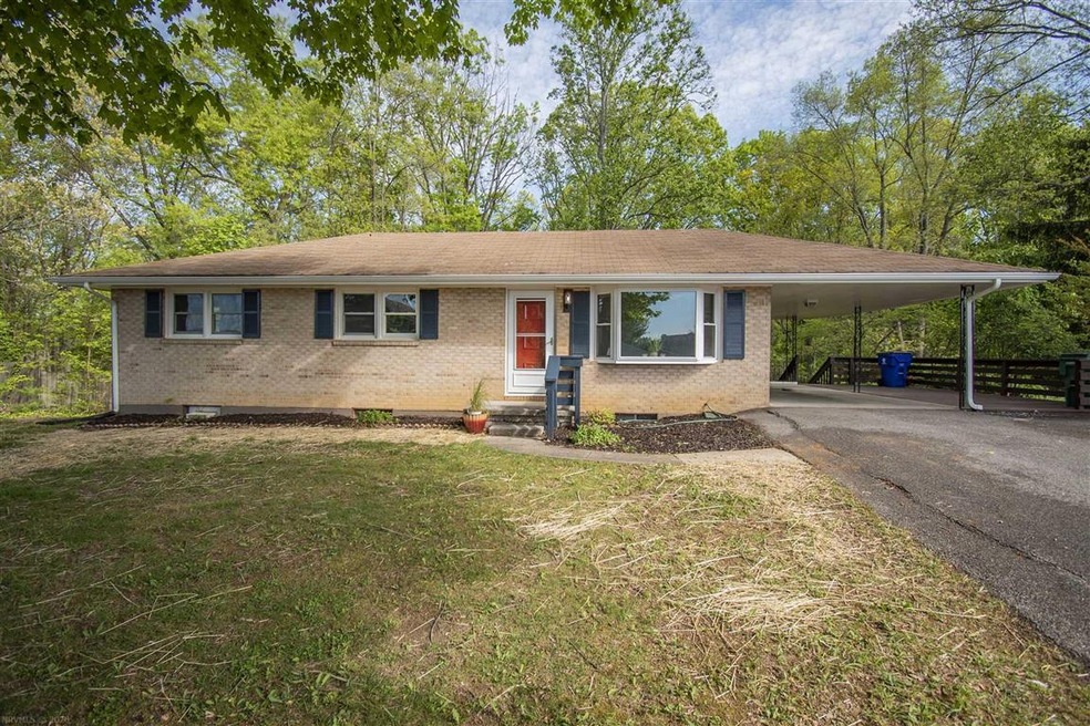 208 Givens Ln, Blacksburg, VA 24060 - photo 1