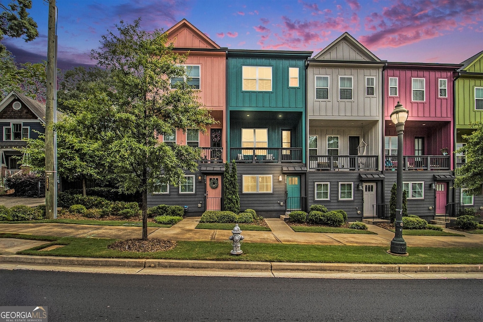 For Sale $425,000 • Co-Listing Agent