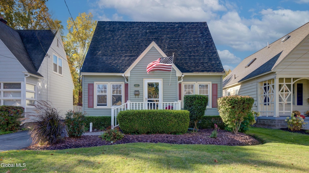 Welcome to 623 Charles Street