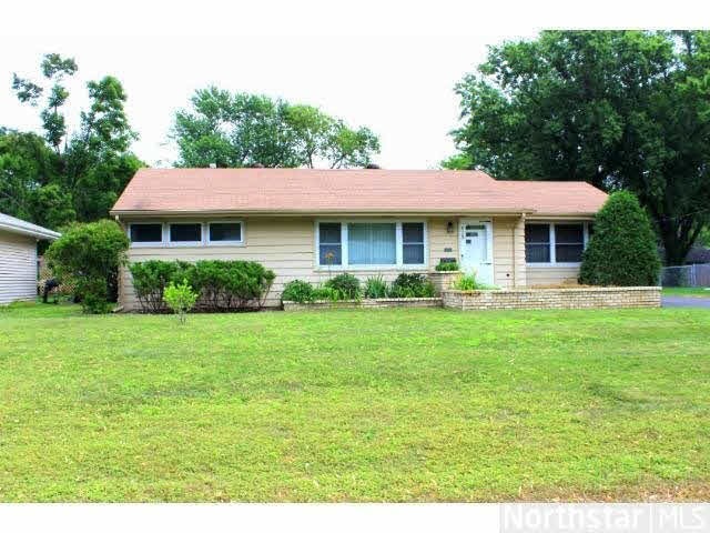 8127 Colfax Ave S, Bloomington, MN 55420 - photo 1