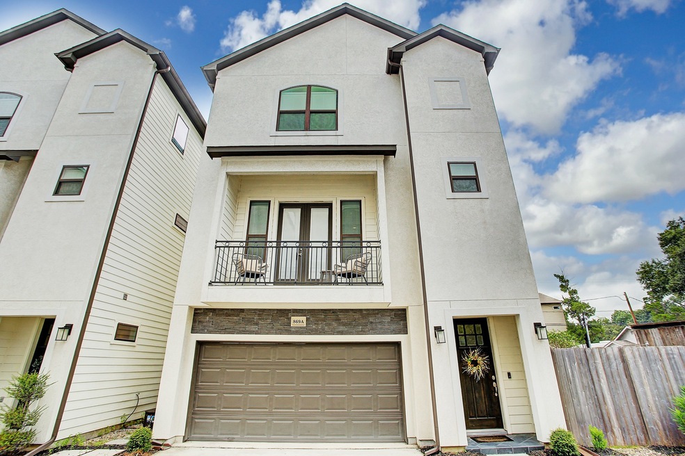 869 Wakefield Dr unit A, Houston, TX 77018 - photo 1