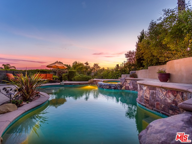 2496 Seacrest Ct, Thousand Oaks, CA 91362 - photo 1