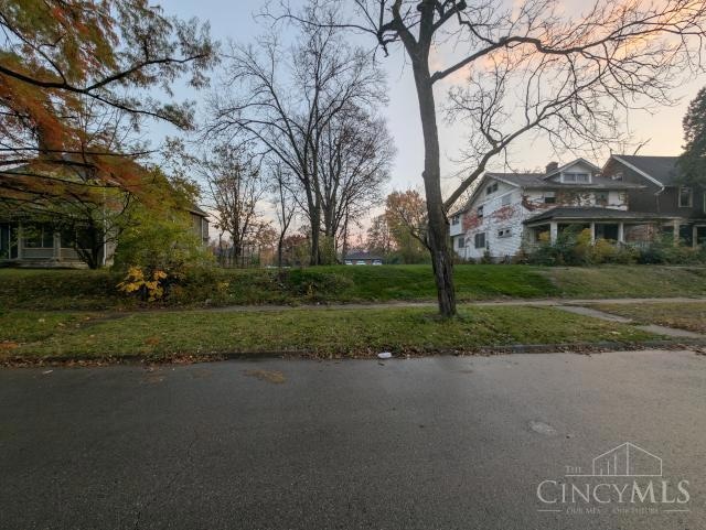 108 Cambridge Ave, Dayton, OH 45406 - photo 1