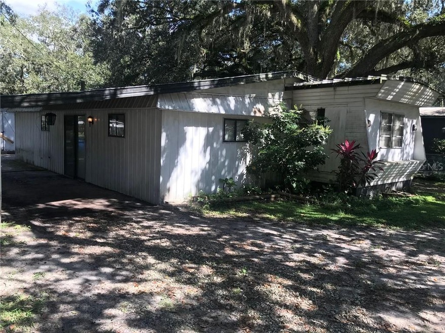 10908 Ross St, Tampa, FL 33610 - photo 1