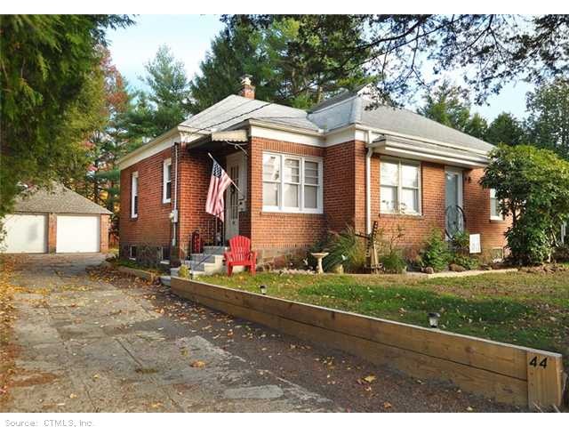44 Webster St, Plainville, CT 06062 - photo 1