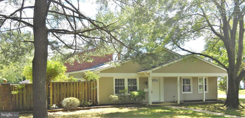 12700 Millstream Dr, Bowie, MD 20715 - photo 1