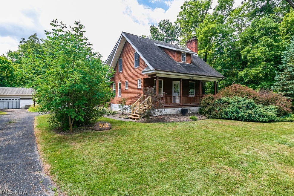 592 E Garfield Rd, Aurora, OH 44202 - photo 1