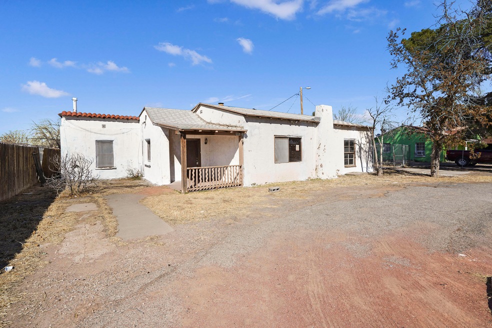 605 Lafayette Dr, El Paso, TX 79915 - photo 1