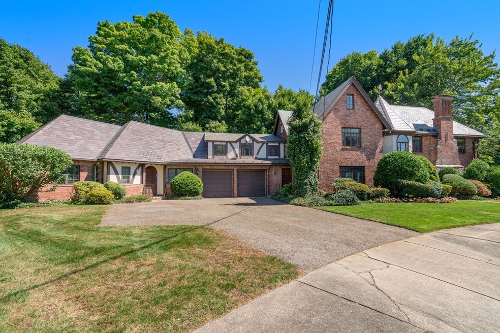 24 Manor House Rd unit A, Newton Center, MA 02459 - photo 1