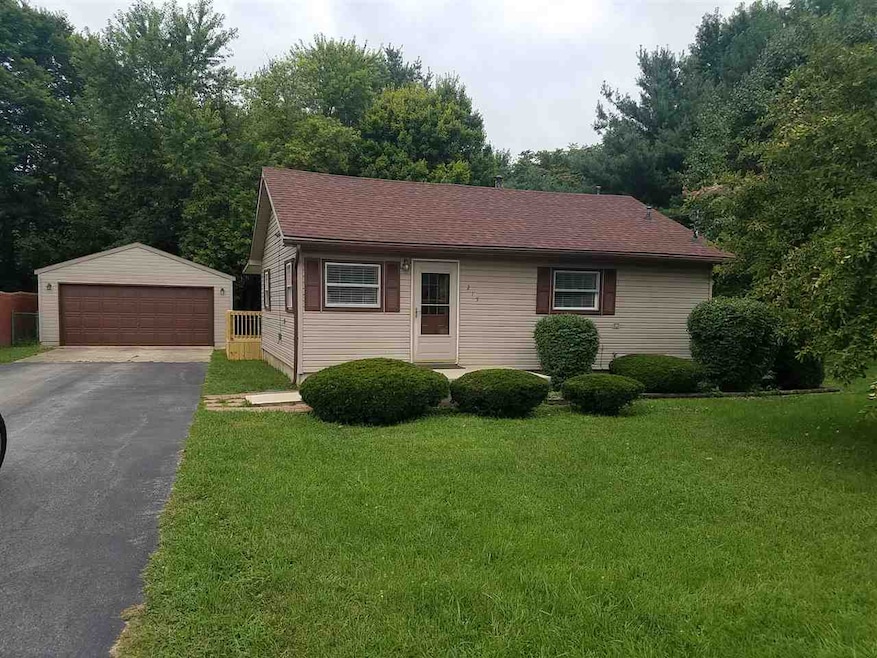 215 Western Ave, Logansport, IN 46947 - photo 1