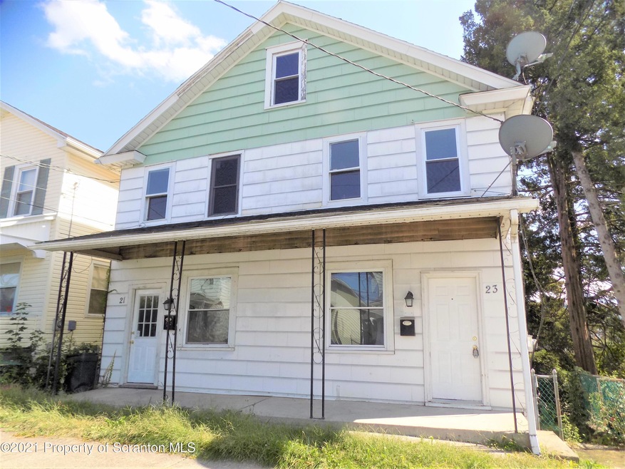 21 W Noble St, Nanticoke, PA 18634 - photo 1