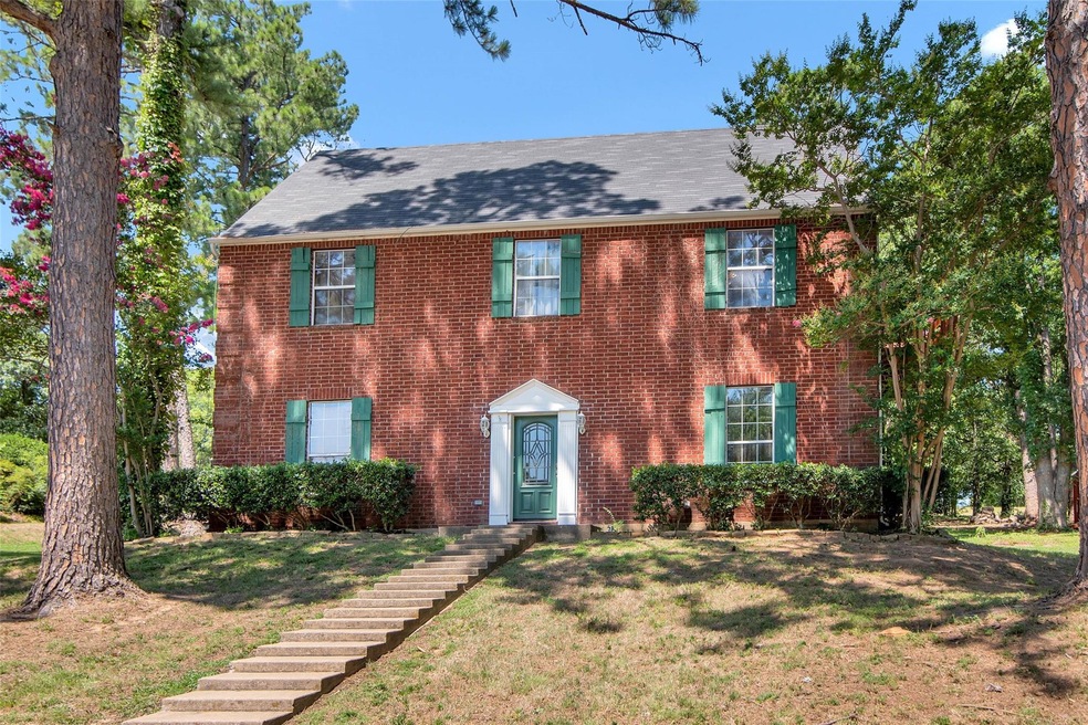 1303 S Hyde Park Ave, Denison, TX 75020 - photo 1