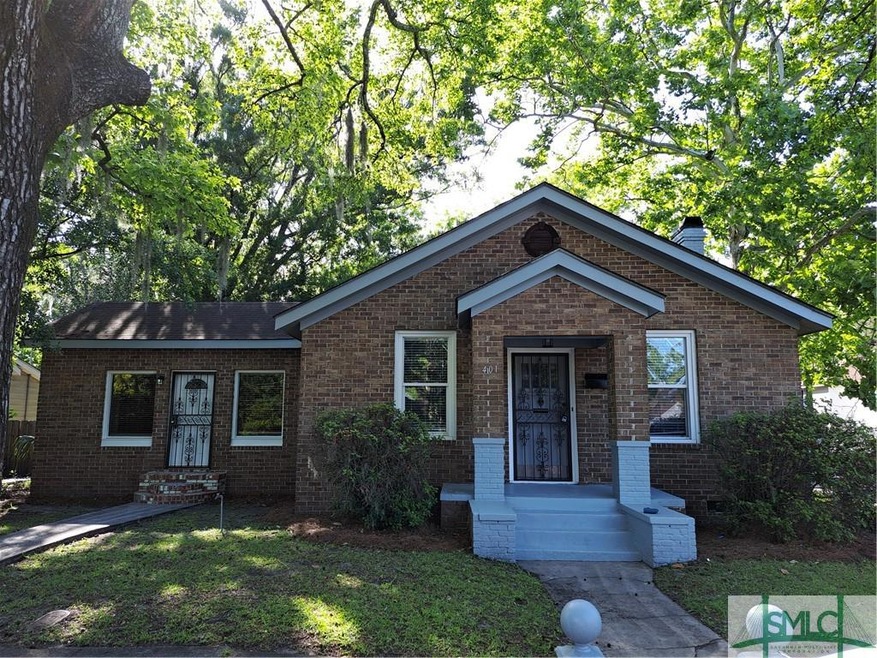401 Lawton Ave, Savannah, GA 31404 For Sale