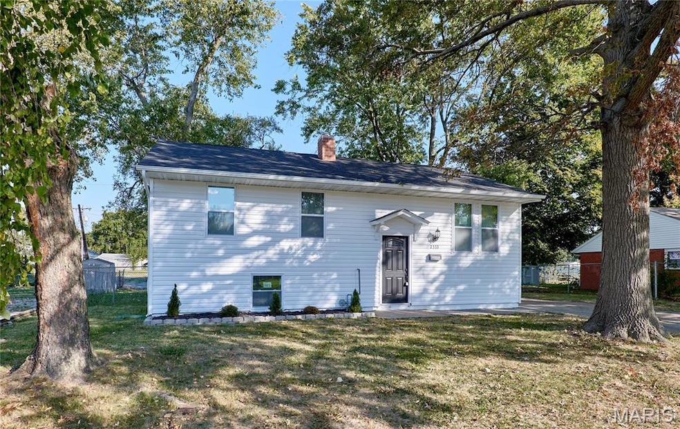 Under Contract $199,900 • Co-Listing Agent