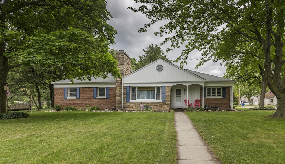 Petersen Cass Street Greenville-1