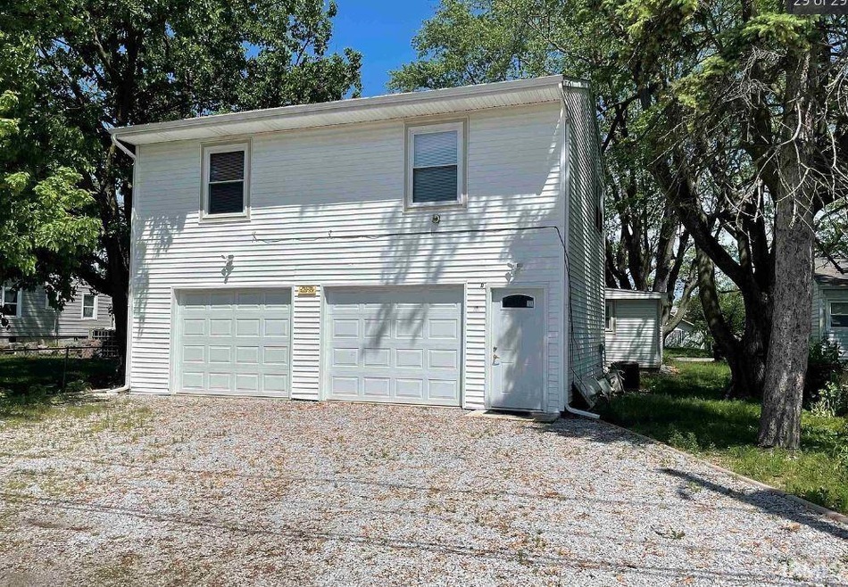 726 S 31st St unit 2 - Upper Unit, Lafayette, IN 47904 - photo 1