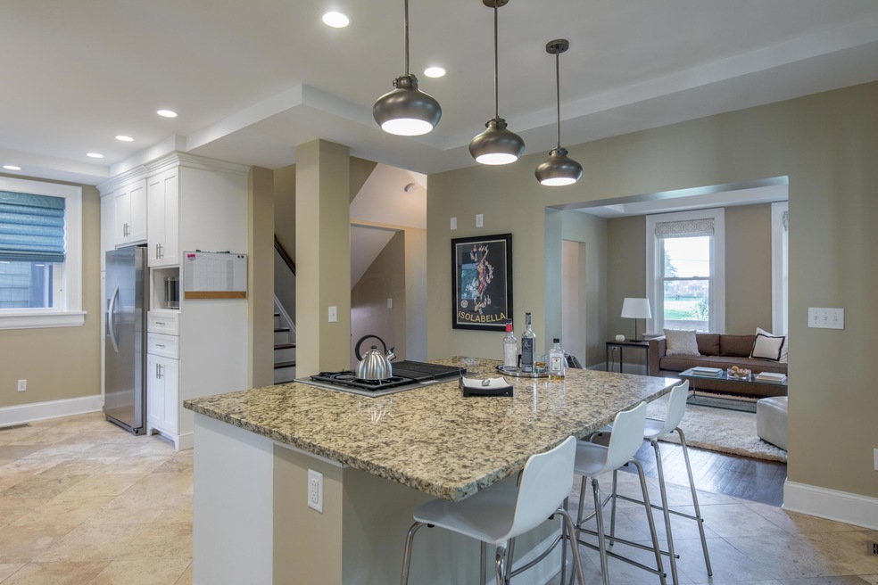 551 W 3rd Ave unit 551, Columbus, OH 43201 - photo 1