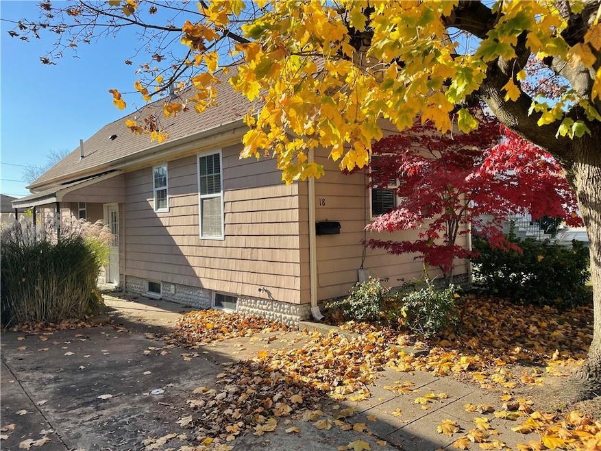 18 Vermont St, Cranston, RI 02920 - photo 1