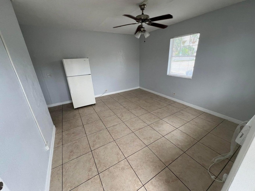 3300 Broadway unit 14, West Palm Beach, FL 33407 - photo 1