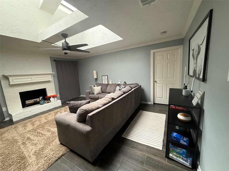 For Rent $2,400/month