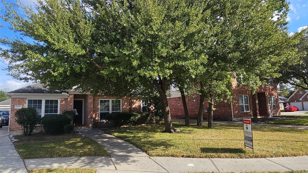 25506 Brisk Spring Ct, Spring, TX 77373 - photo 1