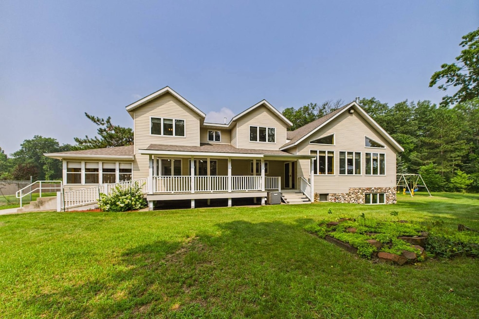 27181 Ridgewood Dr, Merrifield, MN 56465 - photo 1