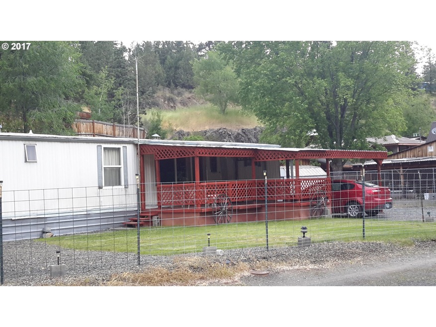 342 S Humbolt St, Canyon City, OR 97820 - photo 1