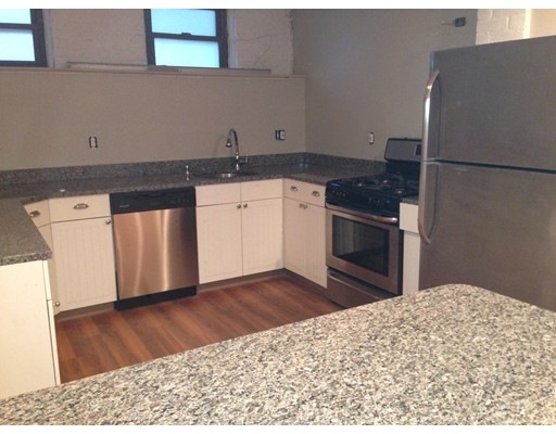 406 K St unit 1, Boston, MA 02127 - photo 1