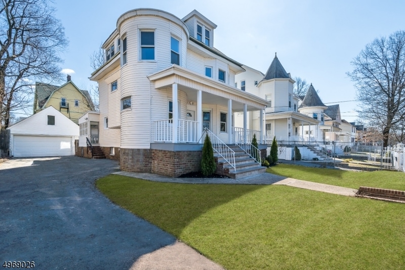 34 Nairn Place unit 36, Newark, NJ 07108 - photo 1