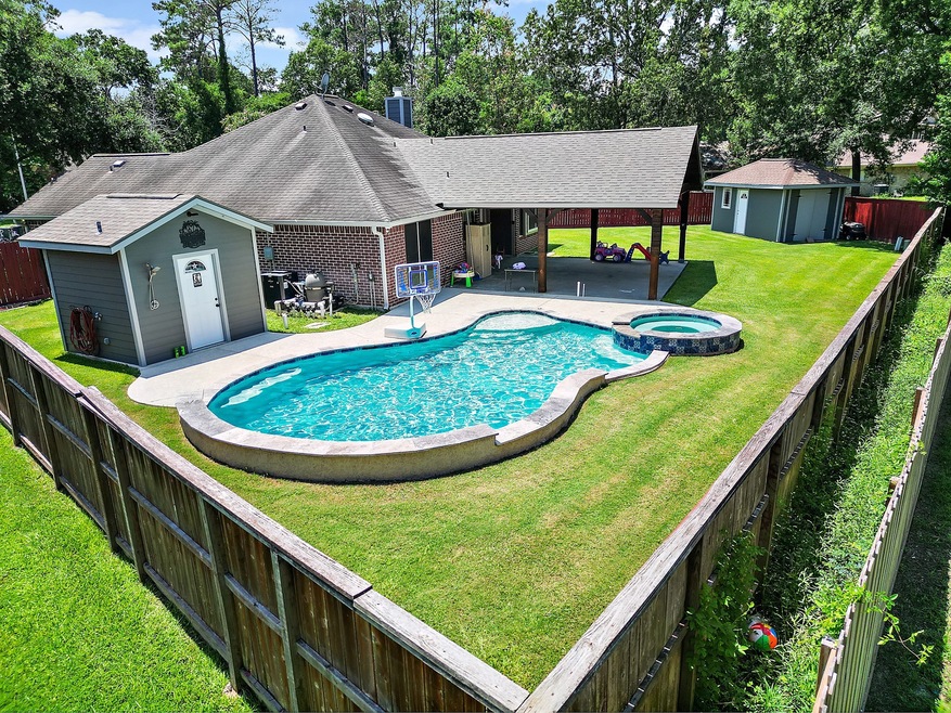 This magnificent pool, a shimmering expanse of cry