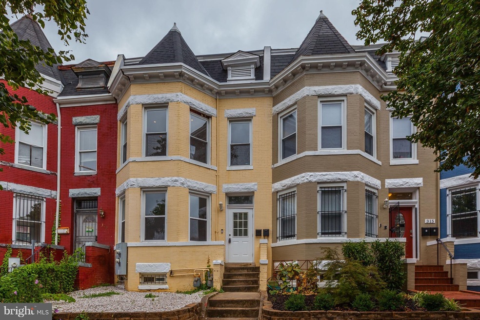 317 R St NW unit 2, Washington, DC 20001 - photo 1