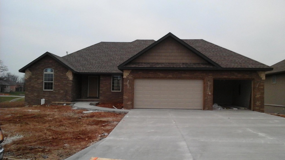 607 Galileo Dr, Nixa, MO 65714 - photo 1