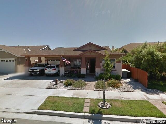 541 Hudson Ave, Oakdale, CA 95361 - photo 1