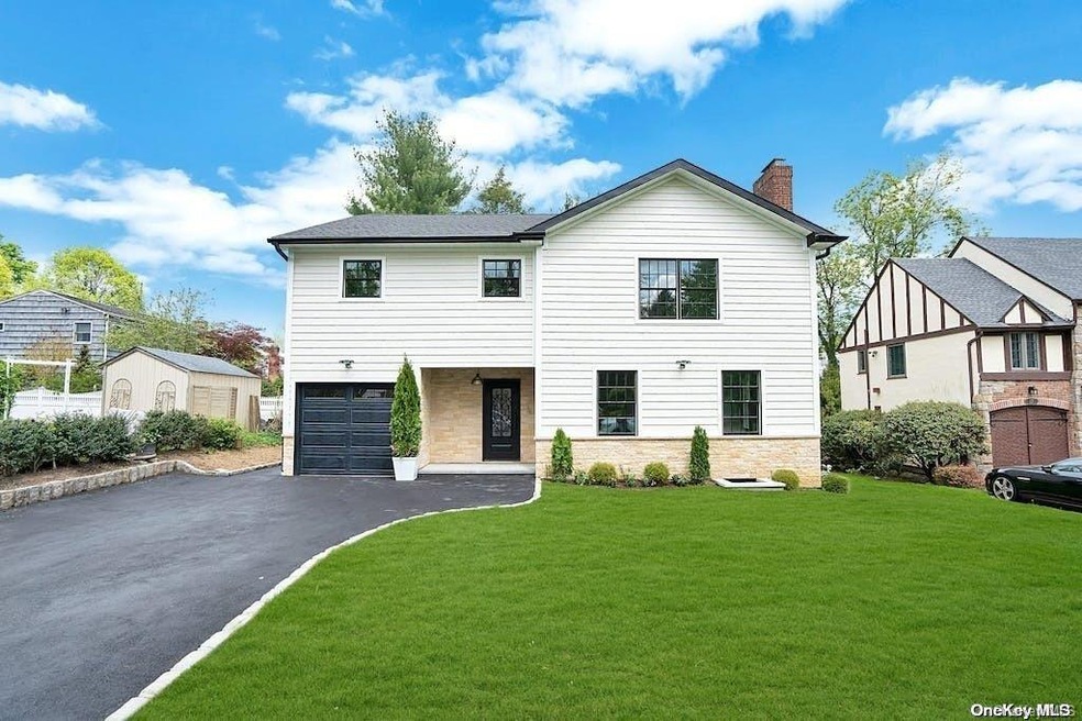 11 Andrew Rd, Manhasset, NY 11030 - photo 1